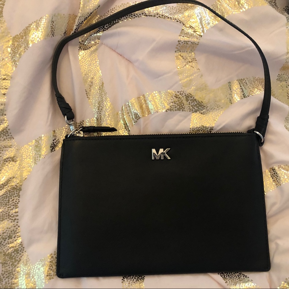 Never Used Michael Kors Clutch wristlet